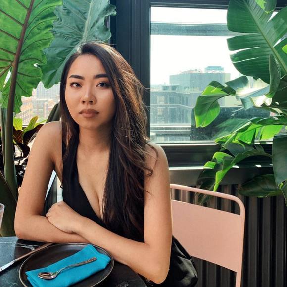 Meet your Posher, Ari - Picture 1 of 1